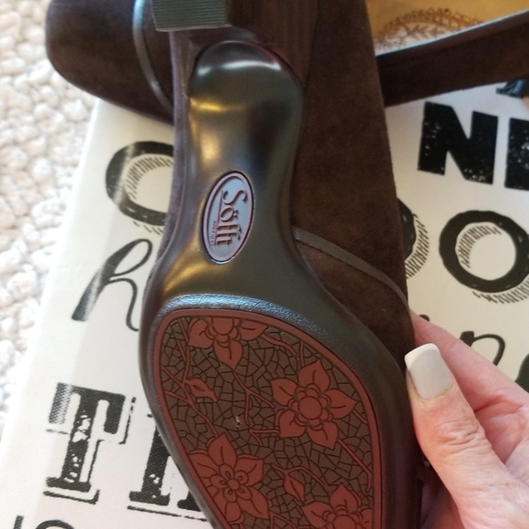 🙀Never worn Sofft brown pumps🙀 - Picture 4 of 7